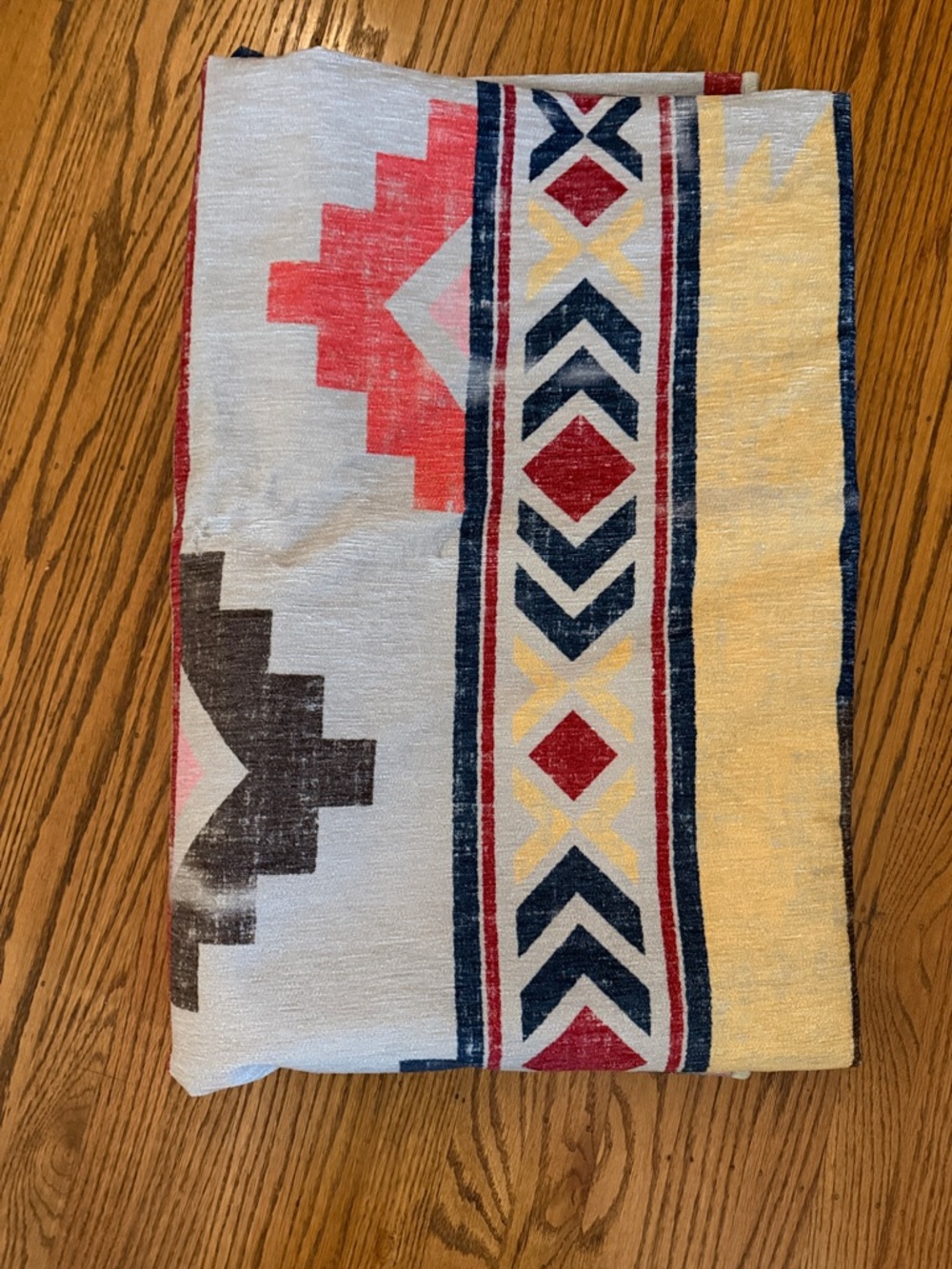 Ruggable Kilian Batik Aztec WASHABLE pink rug 6x9, LIKE NEW - Picture 4 of 7